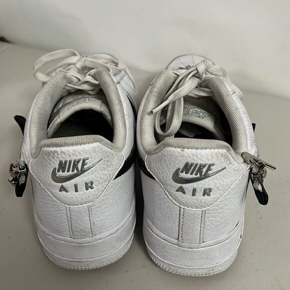 NIKE AIR FORCE 1 ZIP SWOOSH REMOVABLE‎ SNEAKERS SIZE 9 1/2 - Picture 3 of 6